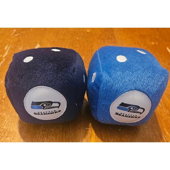 Seattle Seahawks NFL Soft Pair Dice Vintage Blue - Picture 2 of 4